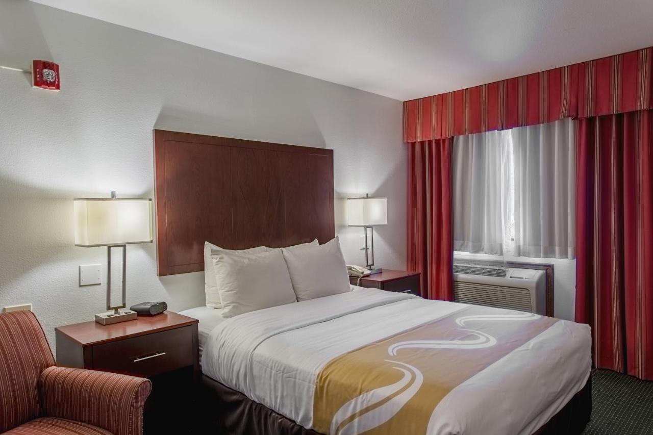 Quality Inn Belgrade Dış mekan fotoğraf
