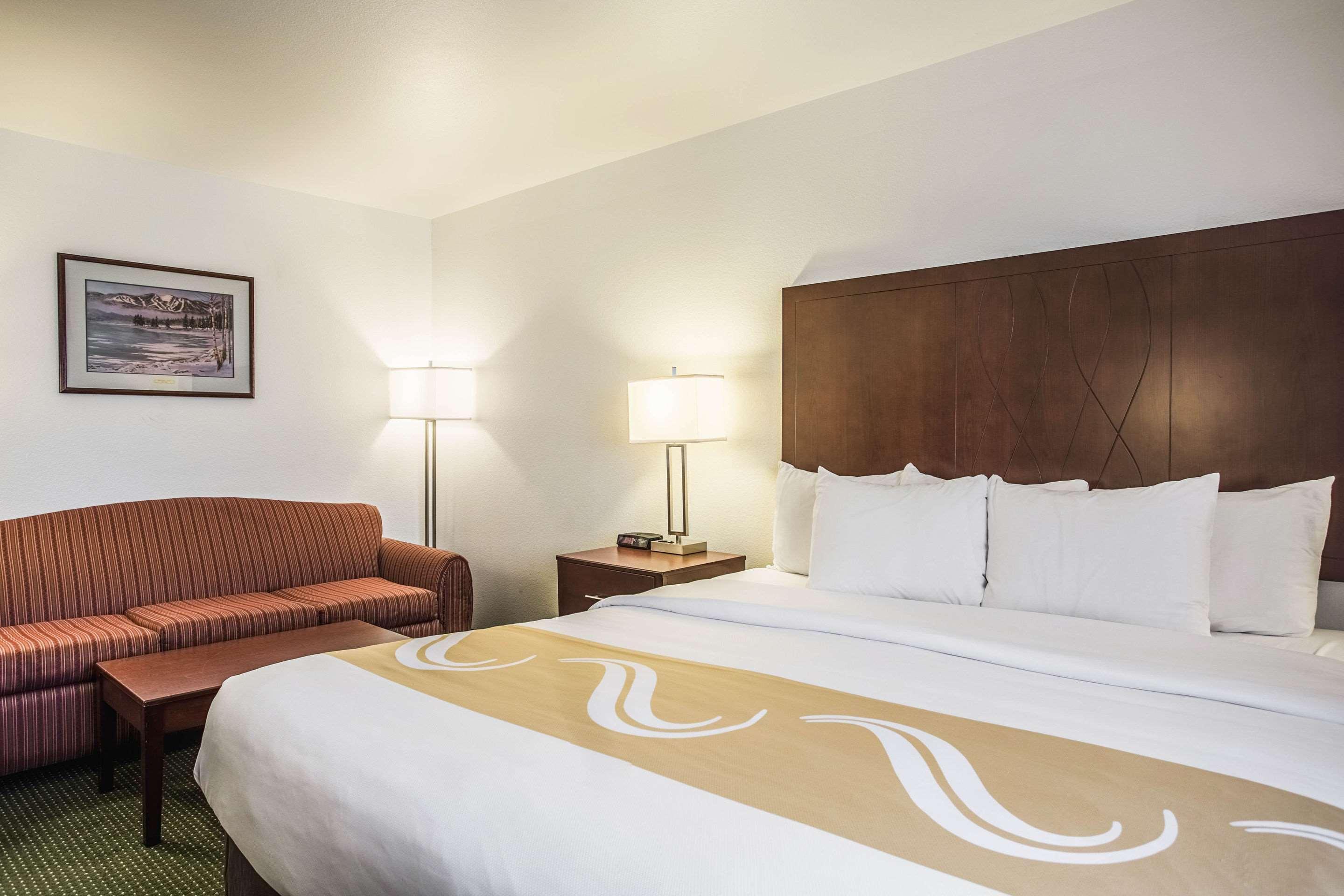 Quality Inn Belgrade Dış mekan fotoğraf