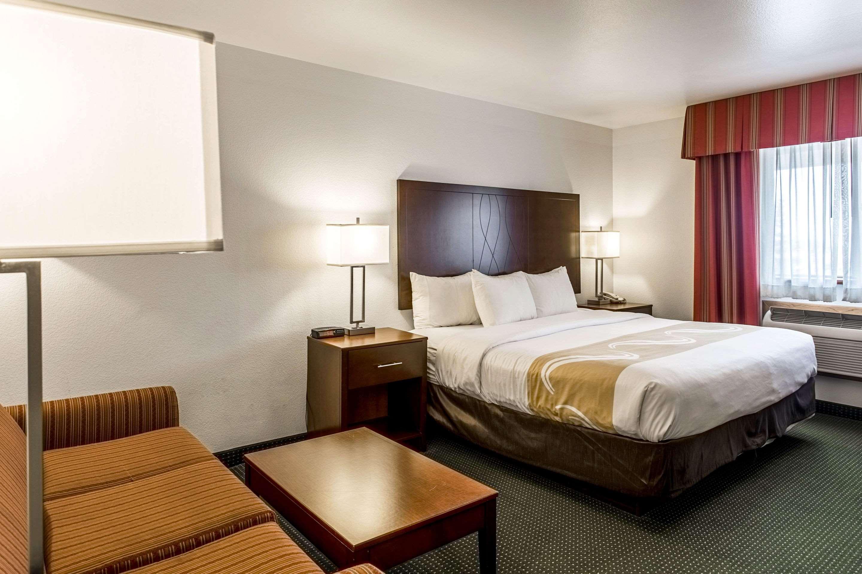 Quality Inn Belgrade Dış mekan fotoğraf
