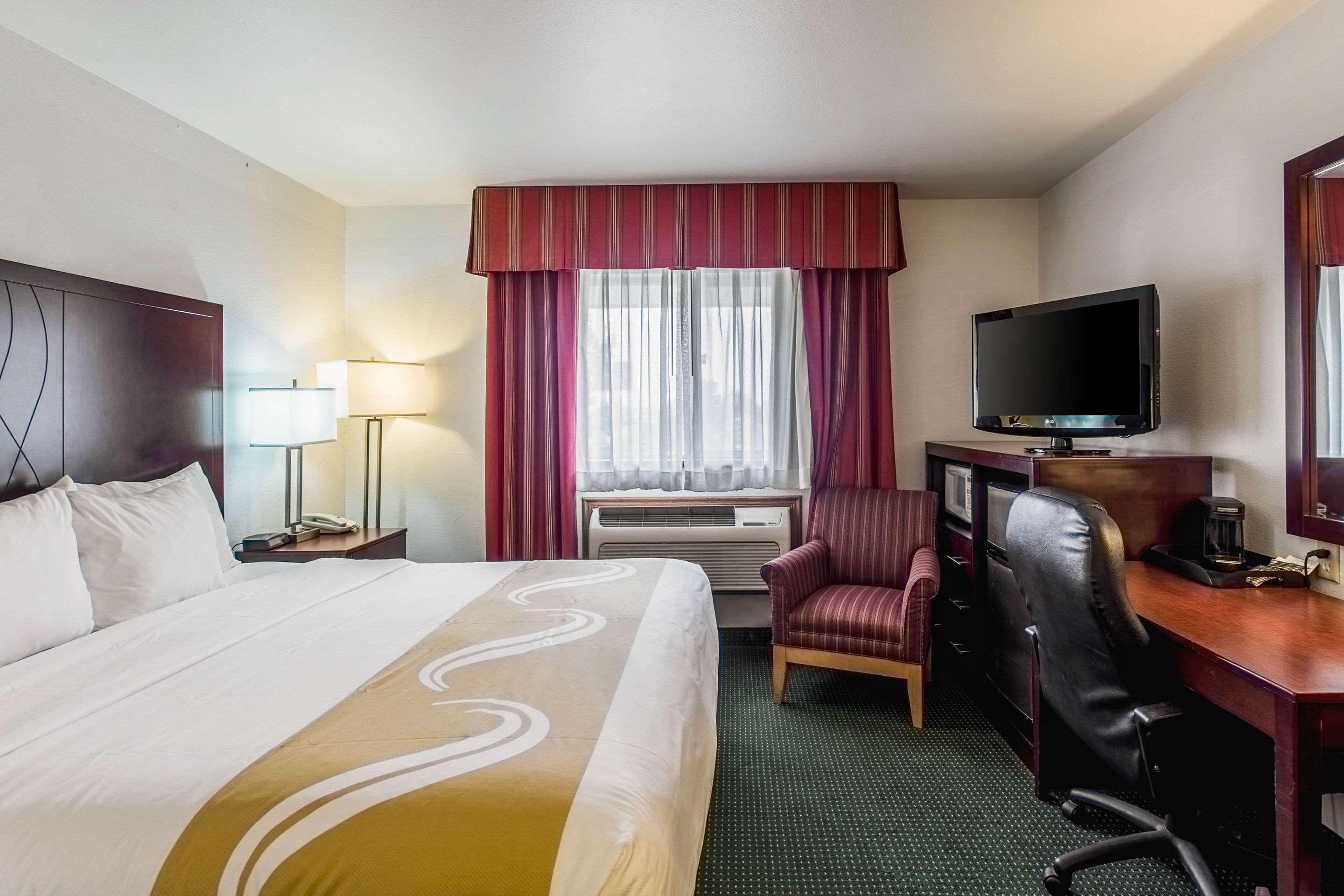 Quality Inn Belgrade Dış mekan fotoğraf