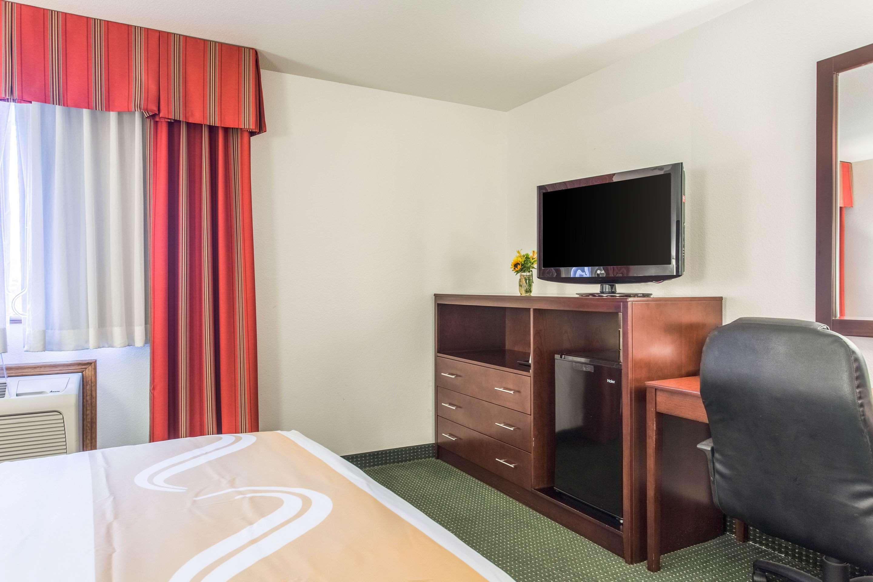 Quality Inn Belgrade Dış mekan fotoğraf
