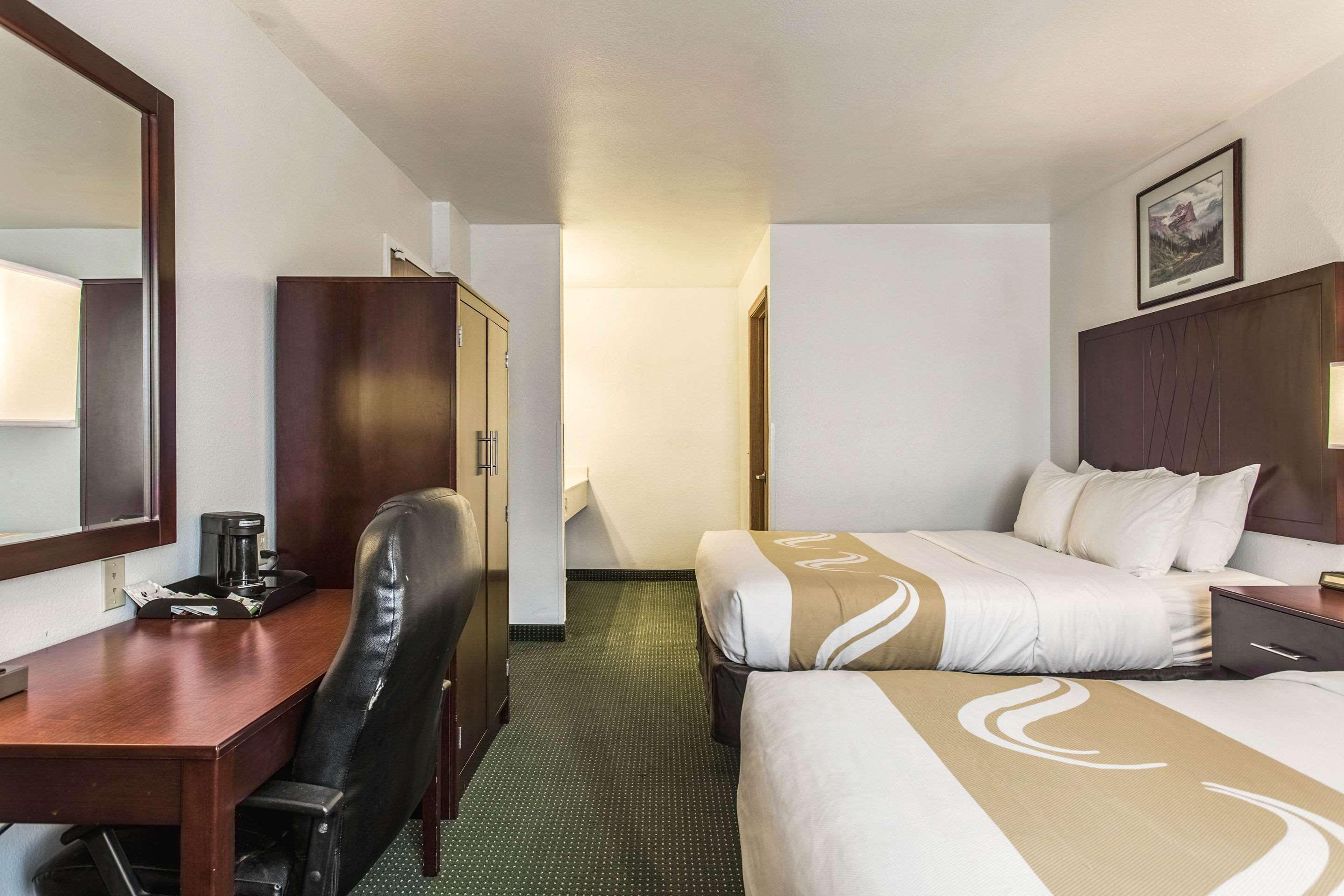 Quality Inn Belgrade Dış mekan fotoğraf