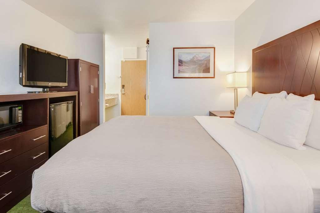 Quality Inn Belgrade Oda fotoğraf