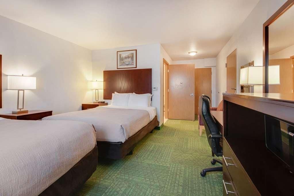 Quality Inn Belgrade Oda fotoğraf