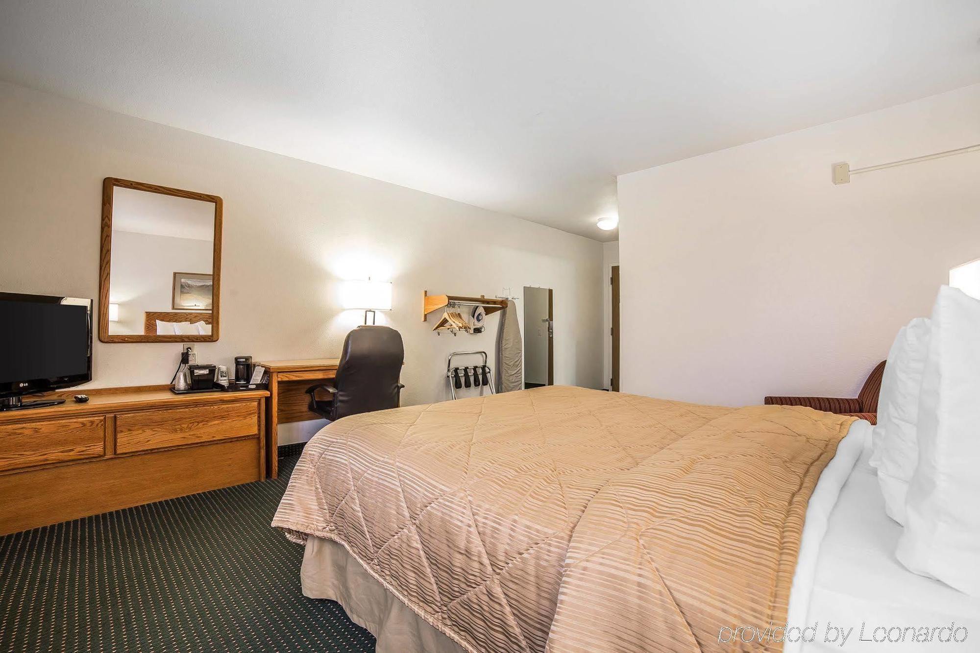 Quality Inn Belgrade Dış mekan fotoğraf