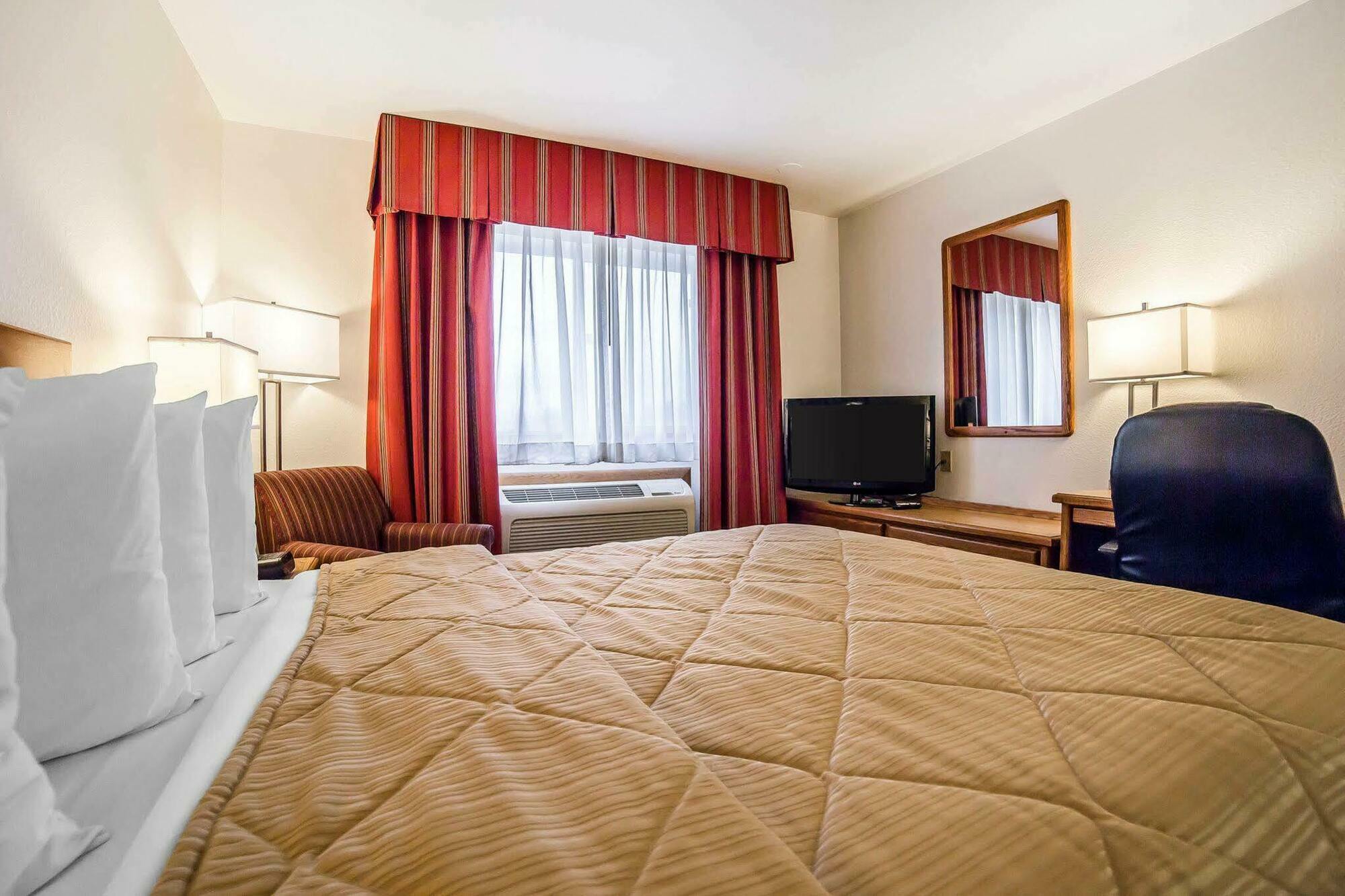 Quality Inn Belgrade Dış mekan fotoğraf
